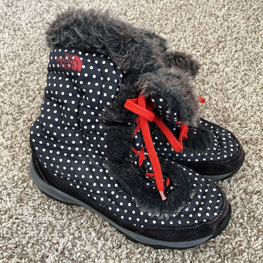 Size 3 / Girls North Face Winter Snow Boots